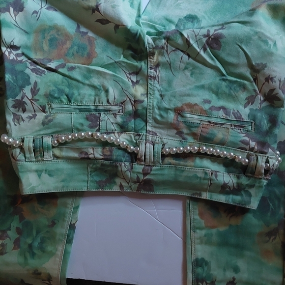 New* Premium I&M Jeans USA Green Floral Jeans Size 13 - Picture 6 of 11